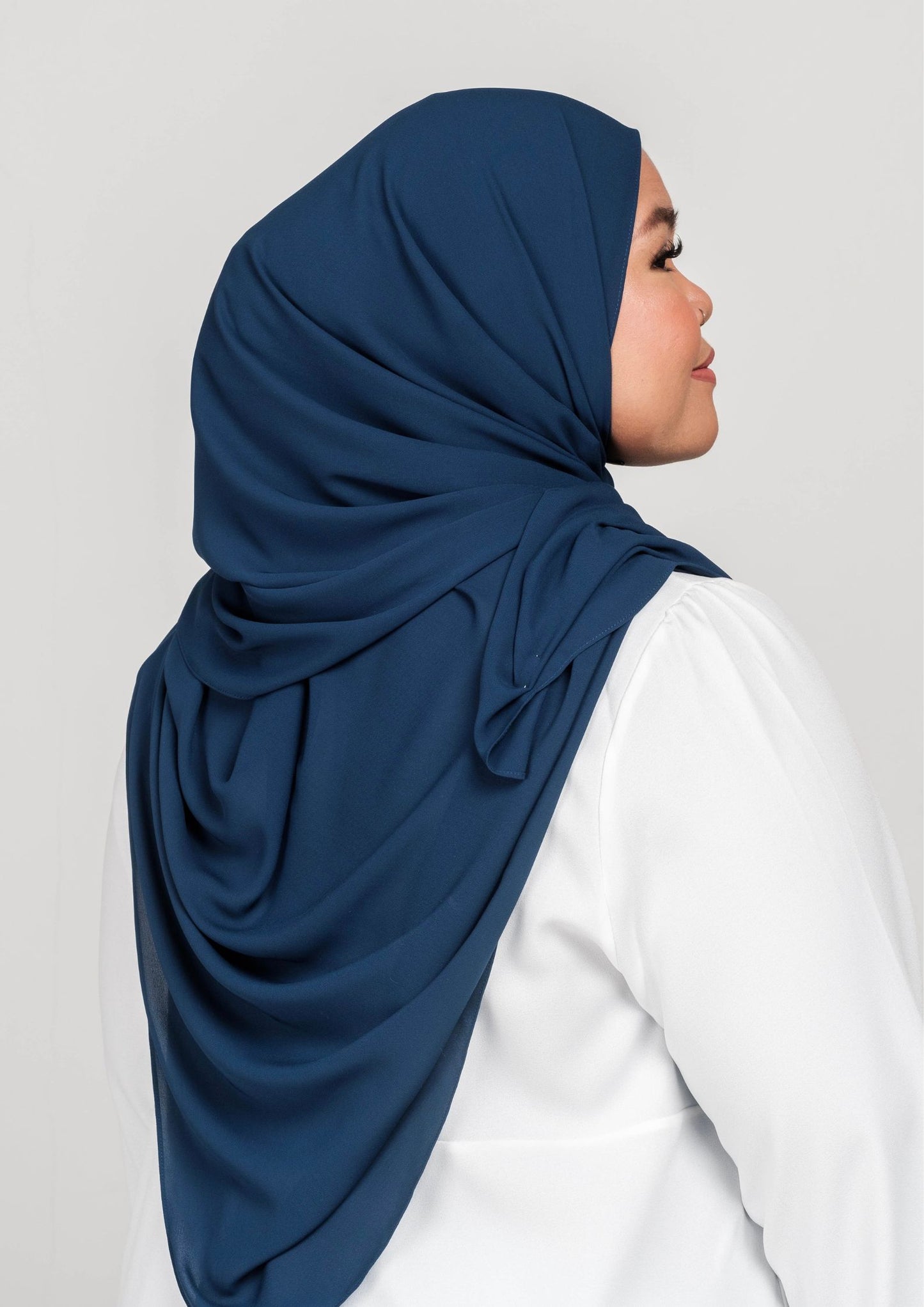 IRIS CURVED CHIFFON SHAWL