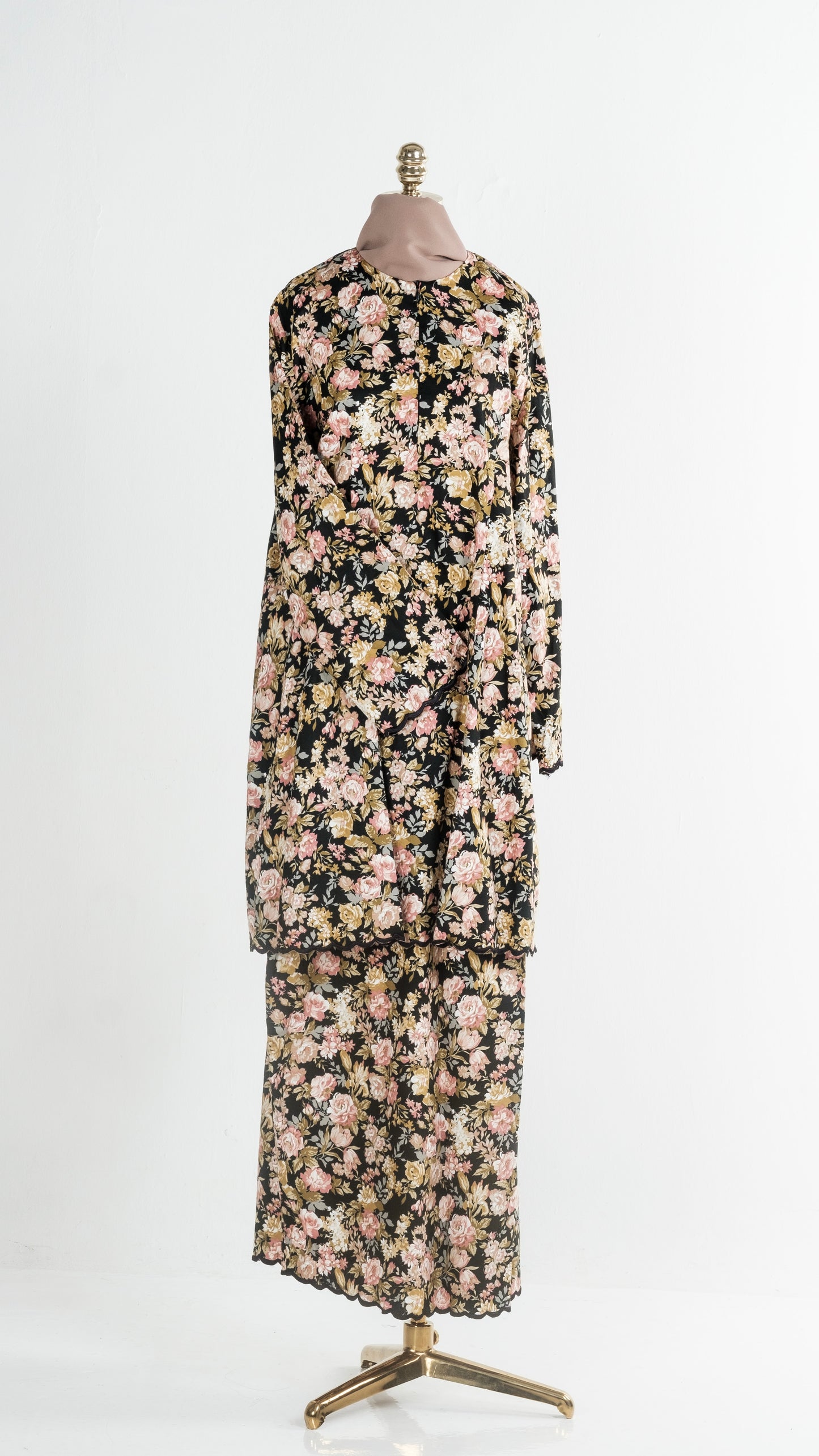 Kembang Kurung Pahang Set