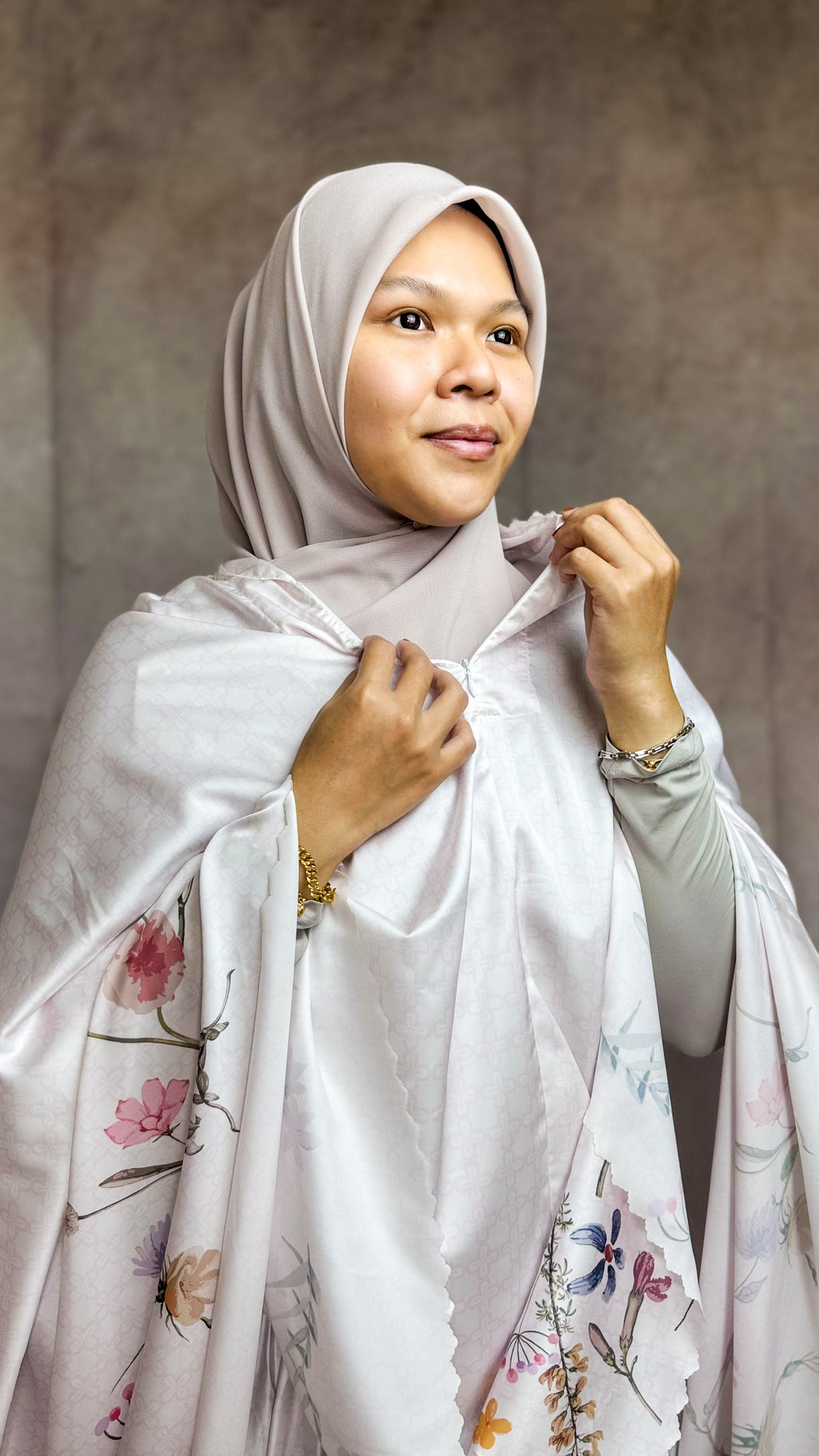Sakeenah Telekung