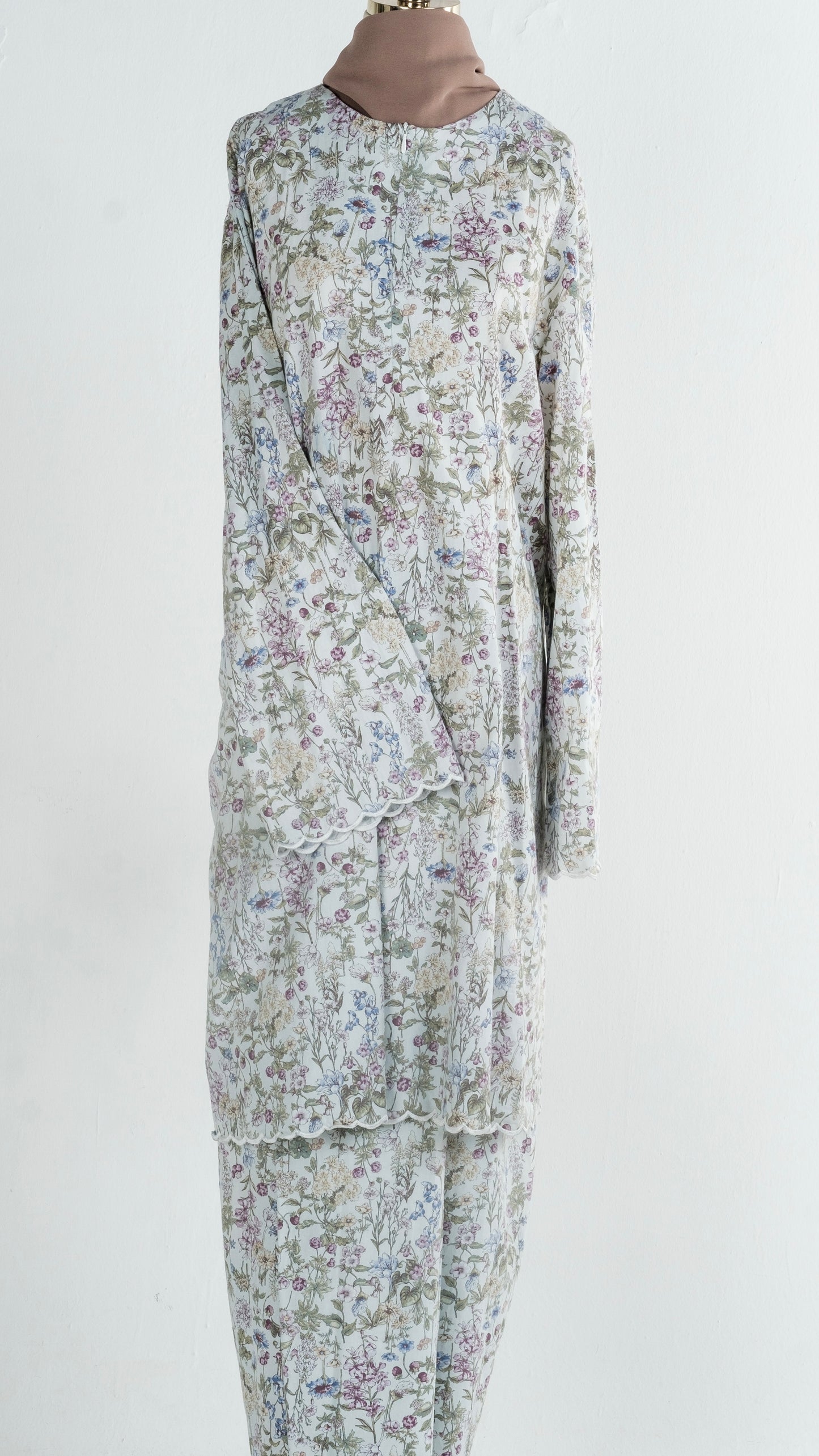 Kembang Kurung Pahang Set